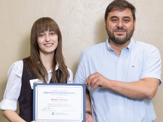 Shelby Janssen, Zafer Mutlu