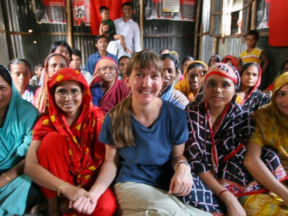 Marla Smith-Nilson meets Dhaka residents
