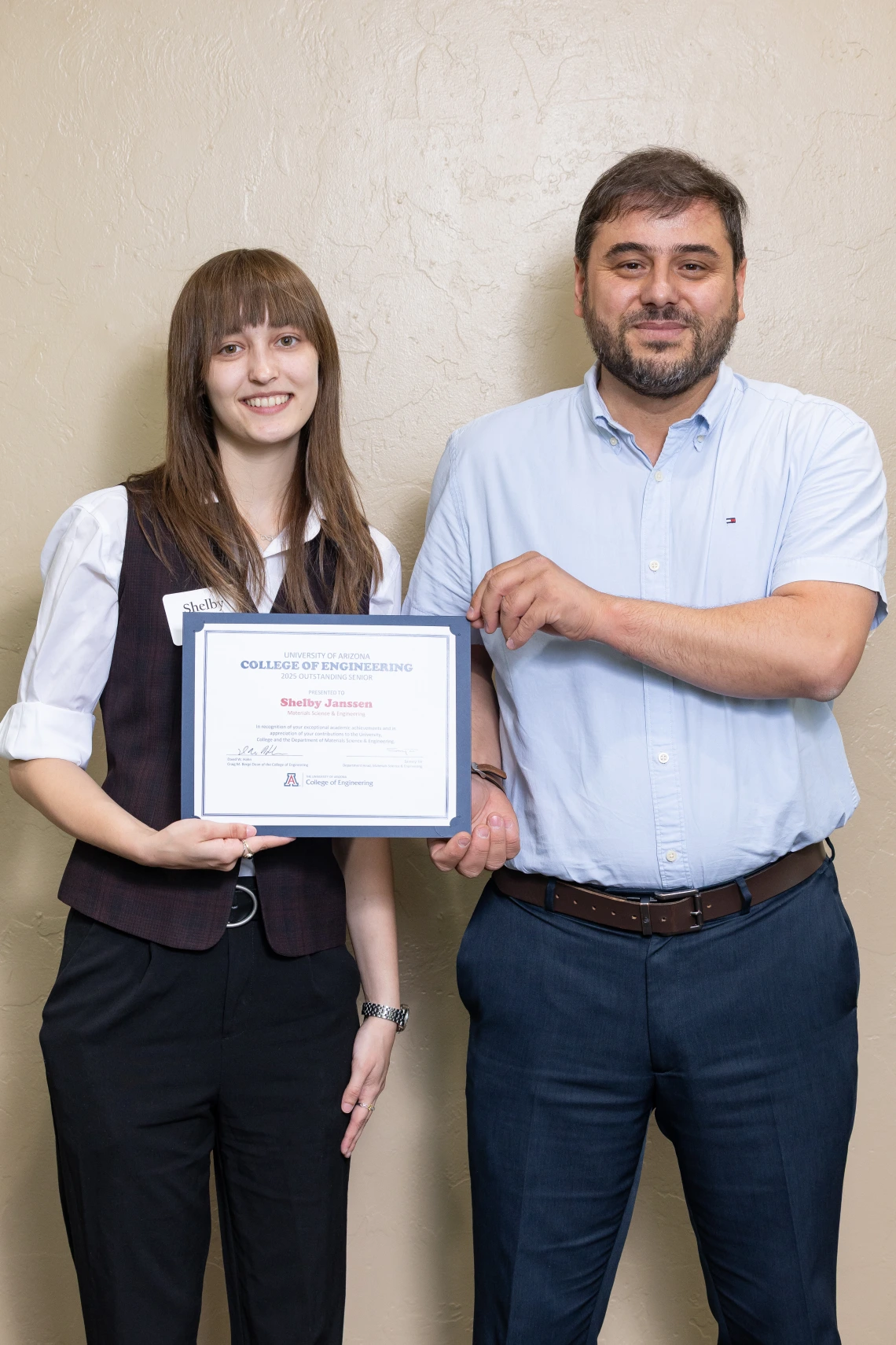 Shelby Janssen, Zafer Mutlu